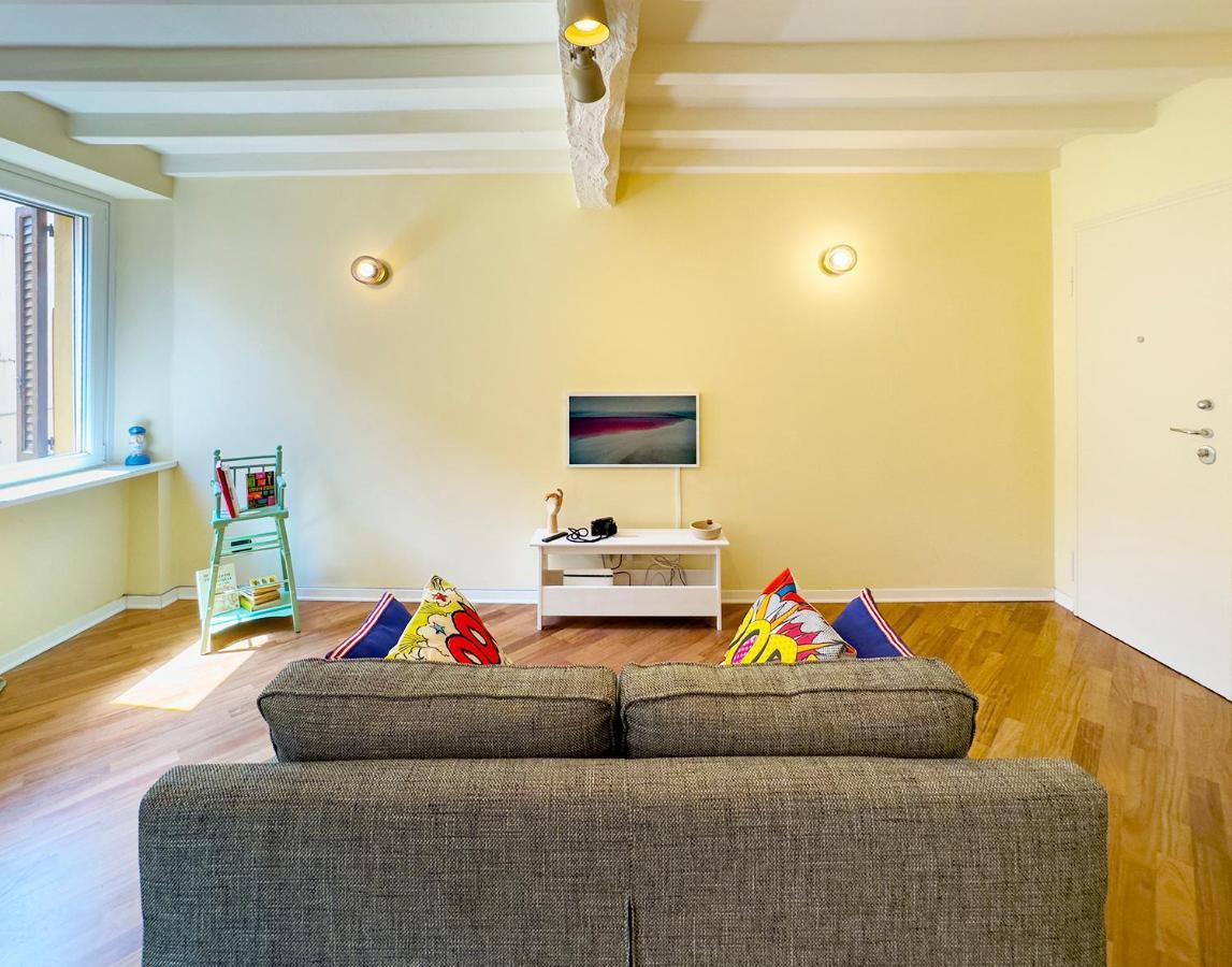 Appartement Buro Nel Borgo à Parme Extérieur photo