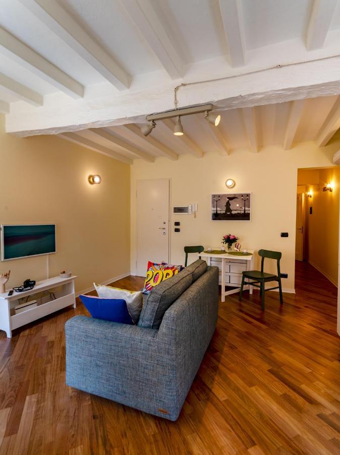 Appartement Buro Nel Borgo à Parme Extérieur photo
