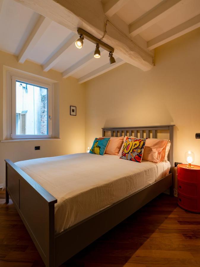 Appartement Buro Nel Borgo à Parme Extérieur photo