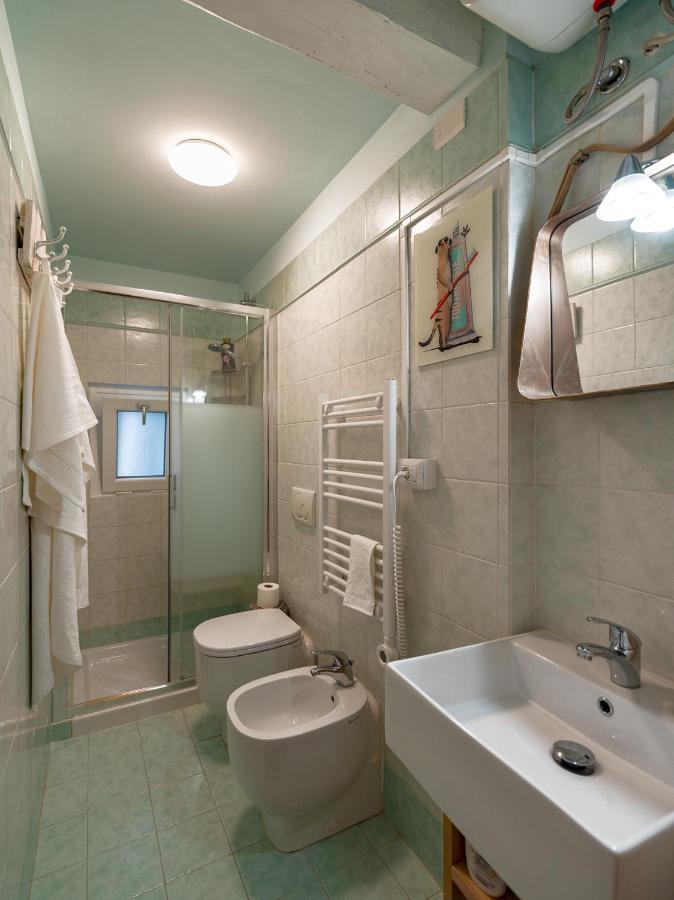 Appartement Buro Nel Borgo à Parme Extérieur photo